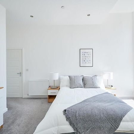Modern 2 Bedroom Apartment In Preston Preston  Exterior foto