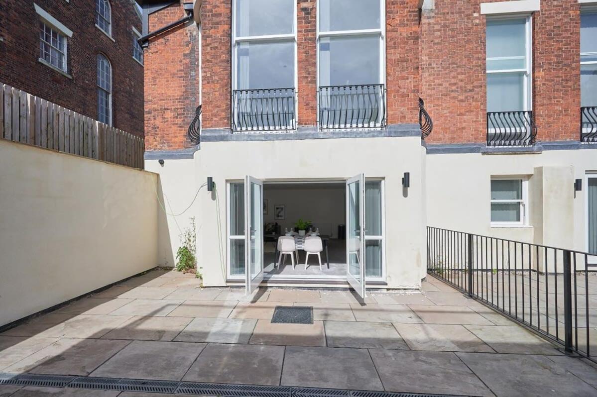 Modern 2 Bedroom Apartment In Preston Preston  Exterior foto
